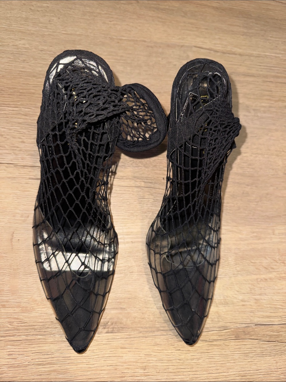 Cape Robbin Black Mesh Pointed Toe Slingback Heels